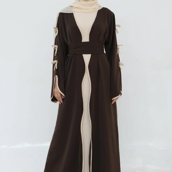 Elegant Open Abaya – Dubai-Inspired Modest Fashion (Coffee)